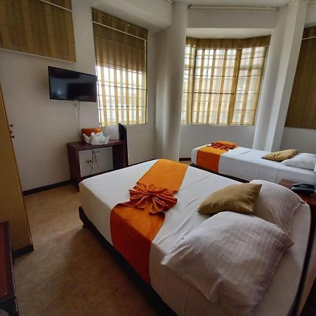 Hotel 721 เปเรย์รา ภายนอก รูปภาพ