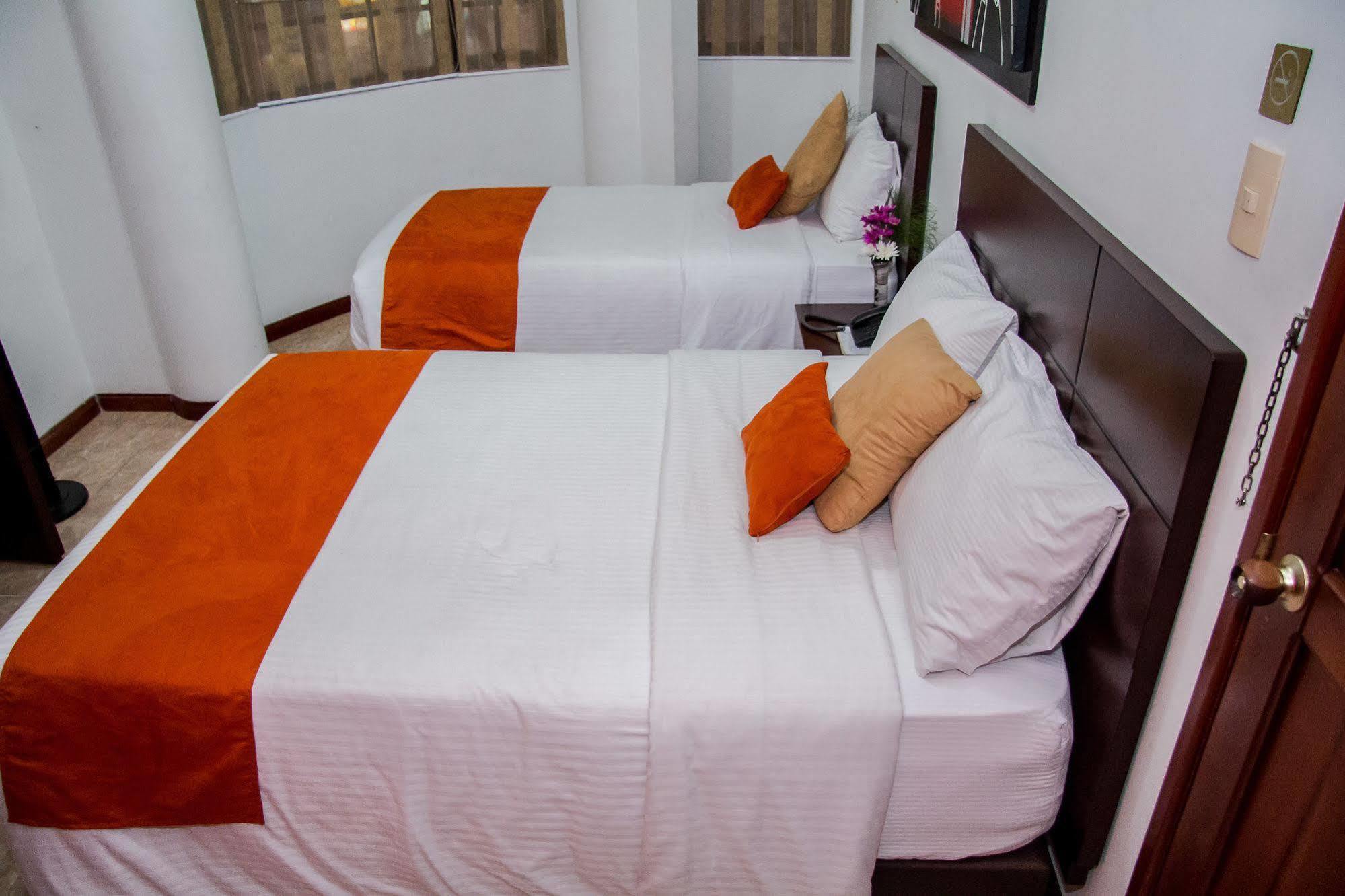 Hotel 721 เปเรย์รา ภายนอก รูปภาพ